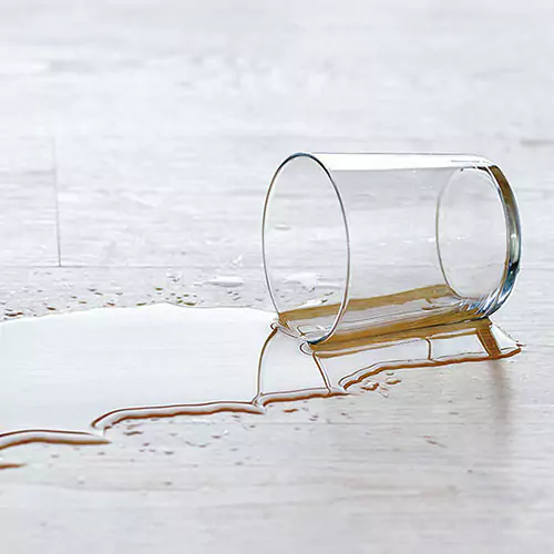 dealing-with-laminate-spills-stains